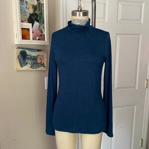 REVAMPED Ocean Teal classic Soft ribbed knit Turtleneck Shirt *SMALL*